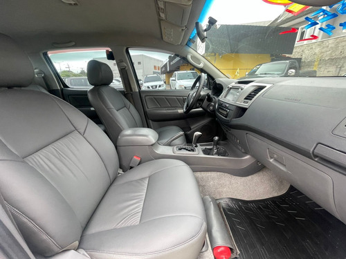 Toyota Hilux CD SRV D4-D 4x4 3.0 TDI Diesel Aut