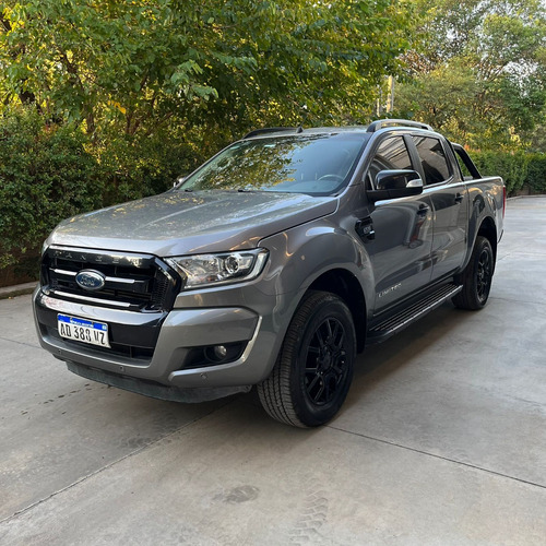 Imagen 5 de 20 de Ford Ranger Black Edition Cabina Doble 4x4 Diesel At