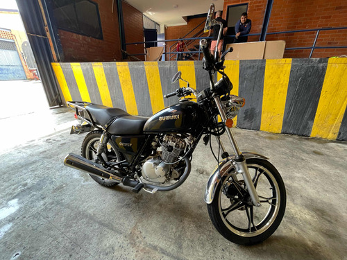 Suzuki Gn 125