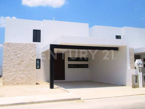 Casa Para Entrega Inmediata, Camelia Residencial, Sitpach, Yucatan, Etapa 1