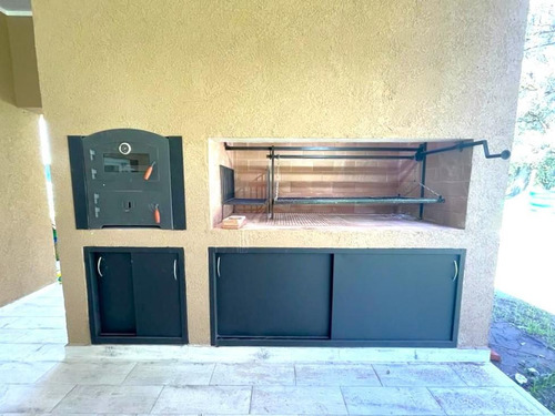 Imagen 10 de 13 de Casa En Venta 5 Ambientes A Estrenar En Comarcas De Lujan, Santa Irene