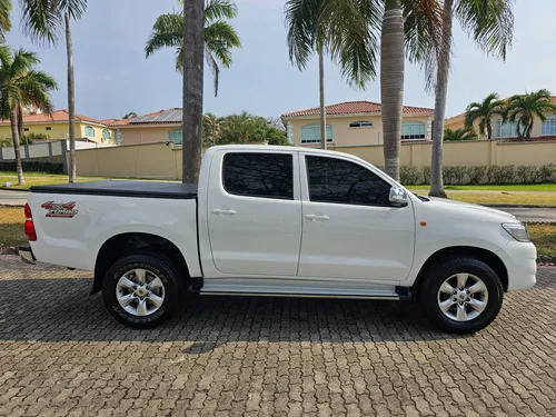 Toyota Hilux 2.5 4x4 DC