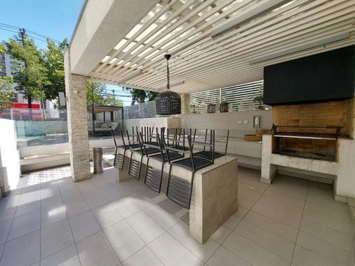 Se Reciben Ofertas. Barrio Italia. Como Nuevo!!!