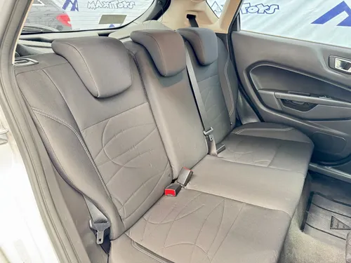 Ford Fiesta 1.6 Se Hchback At