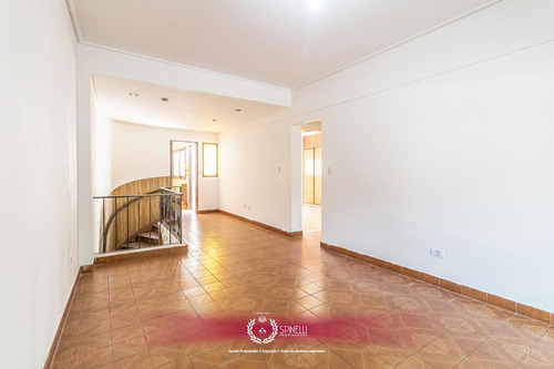Venta Casa 4 Ambientes Local 246m² Construidos Sobre Terreno De 95m² Usaa 821m² Vendibles