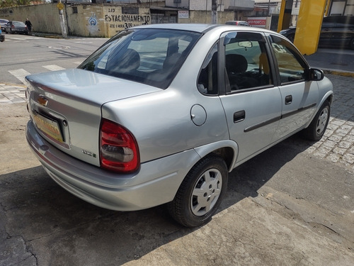 Imagem 9 de 14 de Chevrolet Classic 2010 1.0 Flex Power 4p