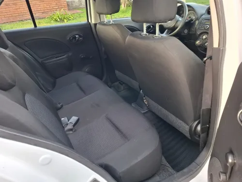 Nissan March Active 1.6 MT