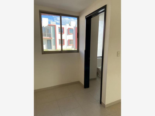 Imagen 4 de 12 de Casa Sola En Venta Paseo De Los Solares