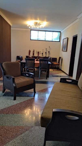 Imagen 7 de 30 de Vendo Casa 521m2 6h/6b/5p Colinas Bello Monte 8229