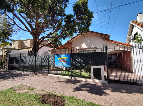 Hermoso Chalet En Una Planta, 3 Dormitorios Todos En Suite