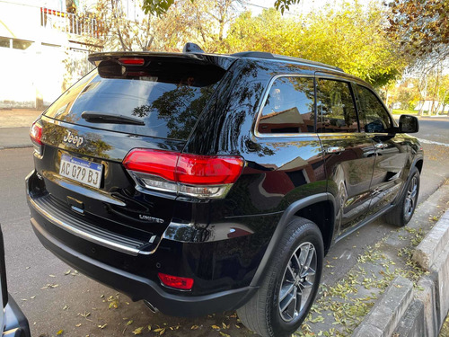 Imagen 4 de 8 de Jeep Grand Cherokee 3.6 Limited 286hp Techo + Llantas 18