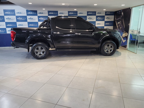 Nissan Frontier 2.3 Attack Cab. Dupla 4x4 Aut. 4p