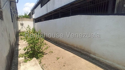 Jean Pavon Tiene Excelente Casa Local Comercial En Alquiler En El Este De Barquisimeto Lara 1 8 0 9 3