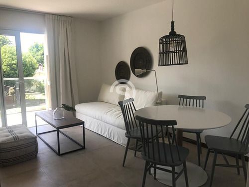 Apartamento A Estrenar En La Mansa 1 Dormitorio Con Parrillero- Ref: 3805