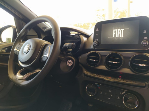 Fiat Cronos 1.8 Precision Pack Style My21