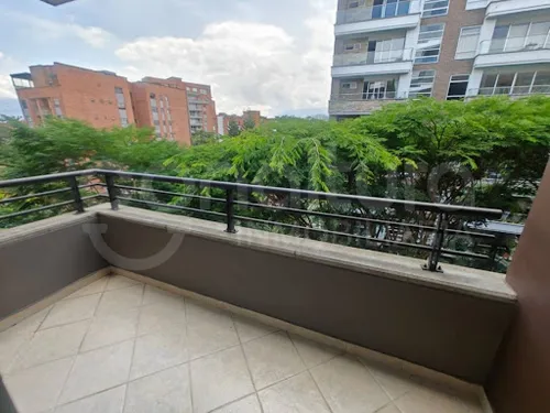 Apartamento En Arriendo Otra Parte 472-7063