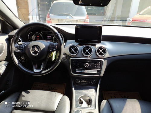 Mercedes Benz Gla 200