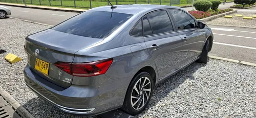 Volkswagen Virtus 1.6 Highline