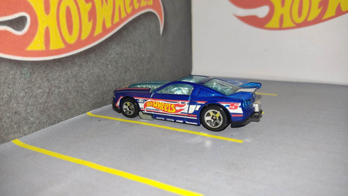 Hot Wheels Ford Mustang 2013 Custom
