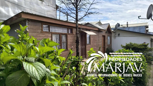 (cód 8000) Propiedad Urbana 653m2 + Casa +3 Cabañas Com