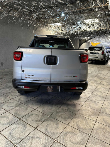 Fiat Toro 2.0 Volcano 4x4 Aut. 4p