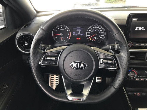 Imagen 13 de 15 de Kia Forte 2021 2.0 Hb 5 P Gt Line At