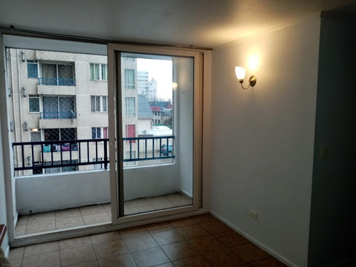 Vende Departamento En La Cisterna - Munizaga & Asociados