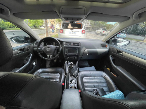 Volkswagen Vento 2.0 Sportline Tsi 200cv 2012
