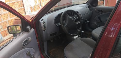 Imagem 8 de 8 de Ford Fiesta 1.0 5portas Gasolina