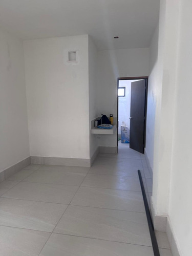 Bodegas En Renta A Estrenar En Nuevo Centro Urbano, Apodaca, N.l. Desde $100,000