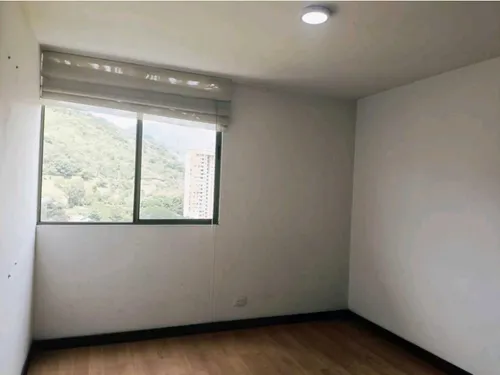 Apartamento En Venta Loma De Los Bernal (t)