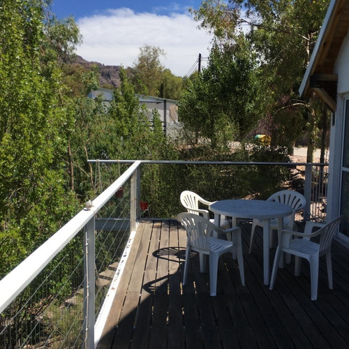Imagen 29 de 30 de Casa En Los Reyunos (4 Personas). Ubicación Privilegiada. Vista Al Lago.