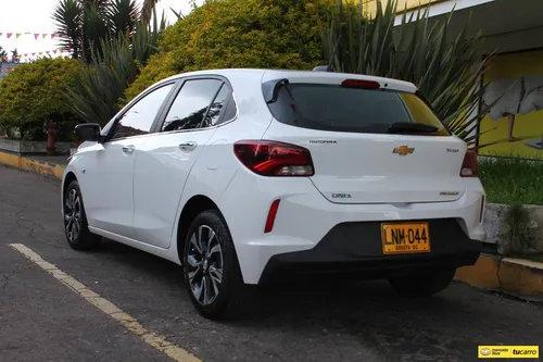 Chevrolet Onix 1.0 PREMIER HATCHBACK AT