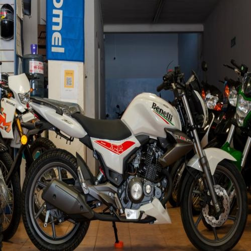 Imagen 3 de 17 de Benelli Tnt 15 Naked - Contado - Creditos Con Dni - Ahora 12