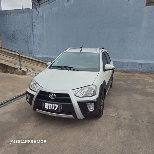 Toyota Etios 1.5 Cross
