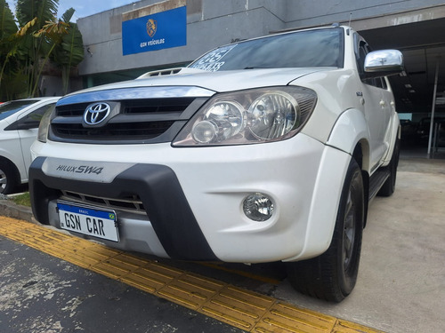 Toyota Hilux SW4 3.0 Srv 7l 4x4 Aut. 5p