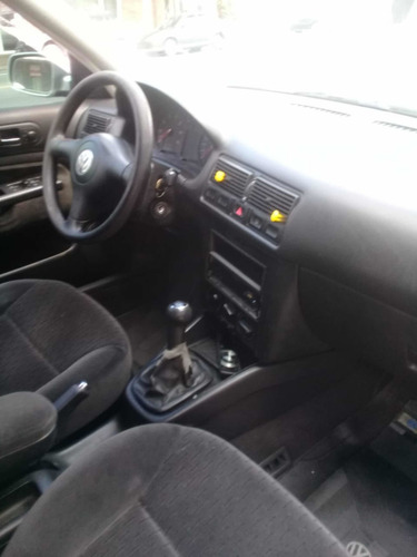 Volkswagen Golf 1.6 Comfortline Año 2006