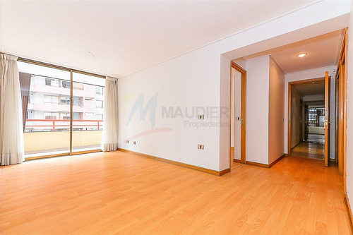 Departamento En Arriendo De 3 Dorm. En Las Condes