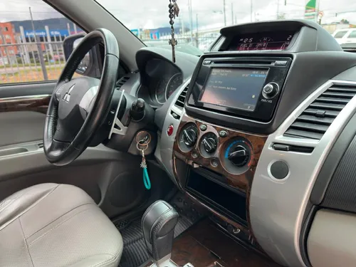 Mitsubishi Nativa 3.0l Sport Fl