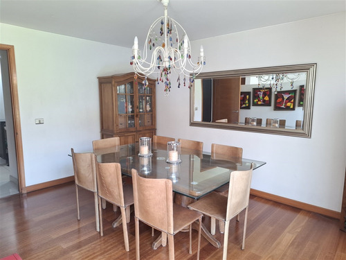Casa En Arriendo De 4 Dorm. En Lo Barnechea