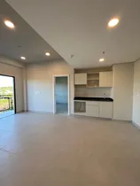 Comprar Vendo Departamento A Estrenar En El Edificio Zuba 9 De Encarnación: 2 Habitaciones Y 1 Baño