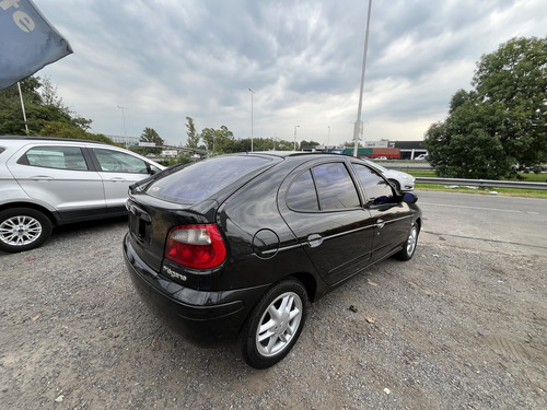 Renault Megane 2 1.6 Rn Expre Plus