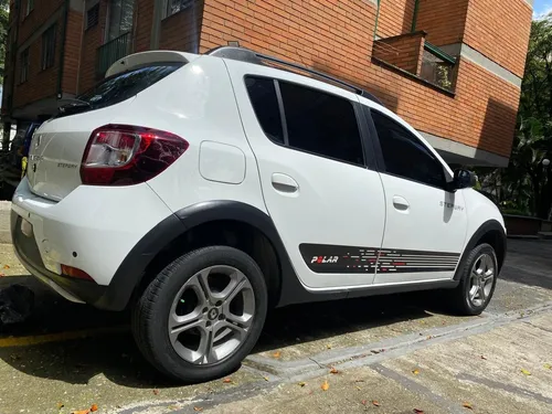 Renault Stepway 1.6 Intense Automática