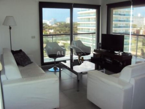 Apartamento En Mansa, 2 Dormitorios *-ref:16