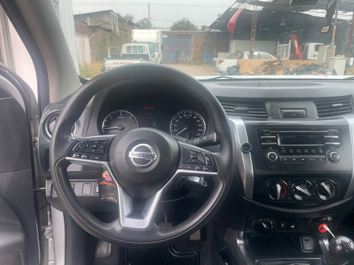 Nissan Navara D CAB MT 4x4 2.3