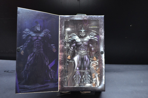 Super Shredder Shadow Master Neca (Usado)