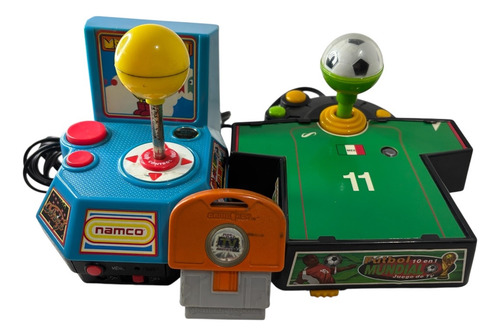 Consolas Plug And Play Namco Ms Pacman Y Futbol 10 En 1 Celeste (Usado)