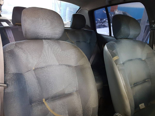 Sucata Renault Clio Rn 1.0 16v 2001 (só Peças)