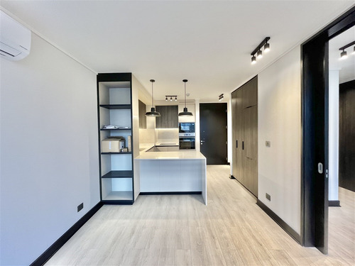 Departamento En Arriendo De 1 Dorm. En Las Condes