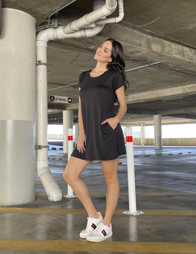 Imagen 3 de 7 de Vestido Relajado Con Bolsas Amad Mujer Básicos Corto